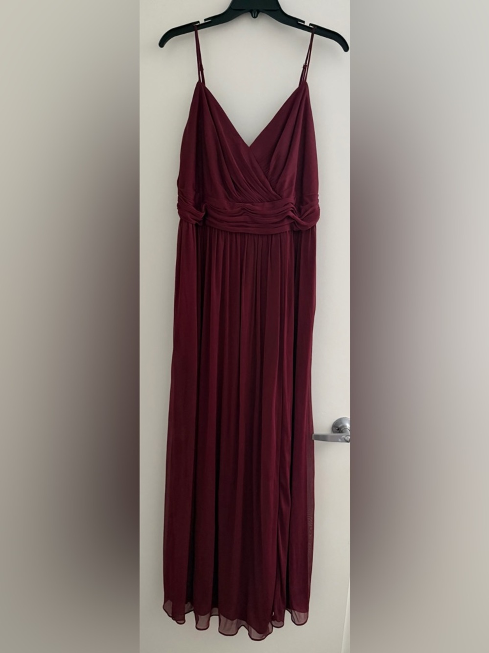Women's Burgundy V-Neck Maxi Dress with slit